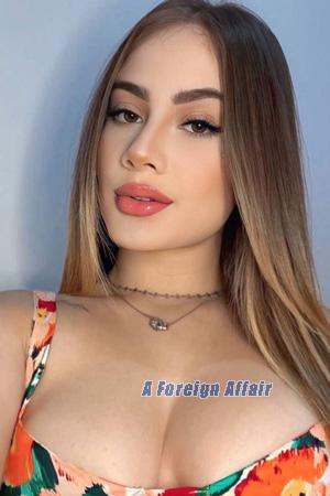 226004 - Estefany Age: 22 - Brazil