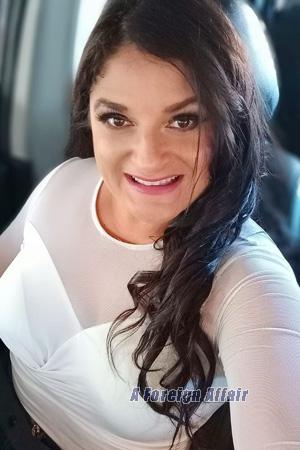 226852 - Ivannia Age: 44 - Costa Rica